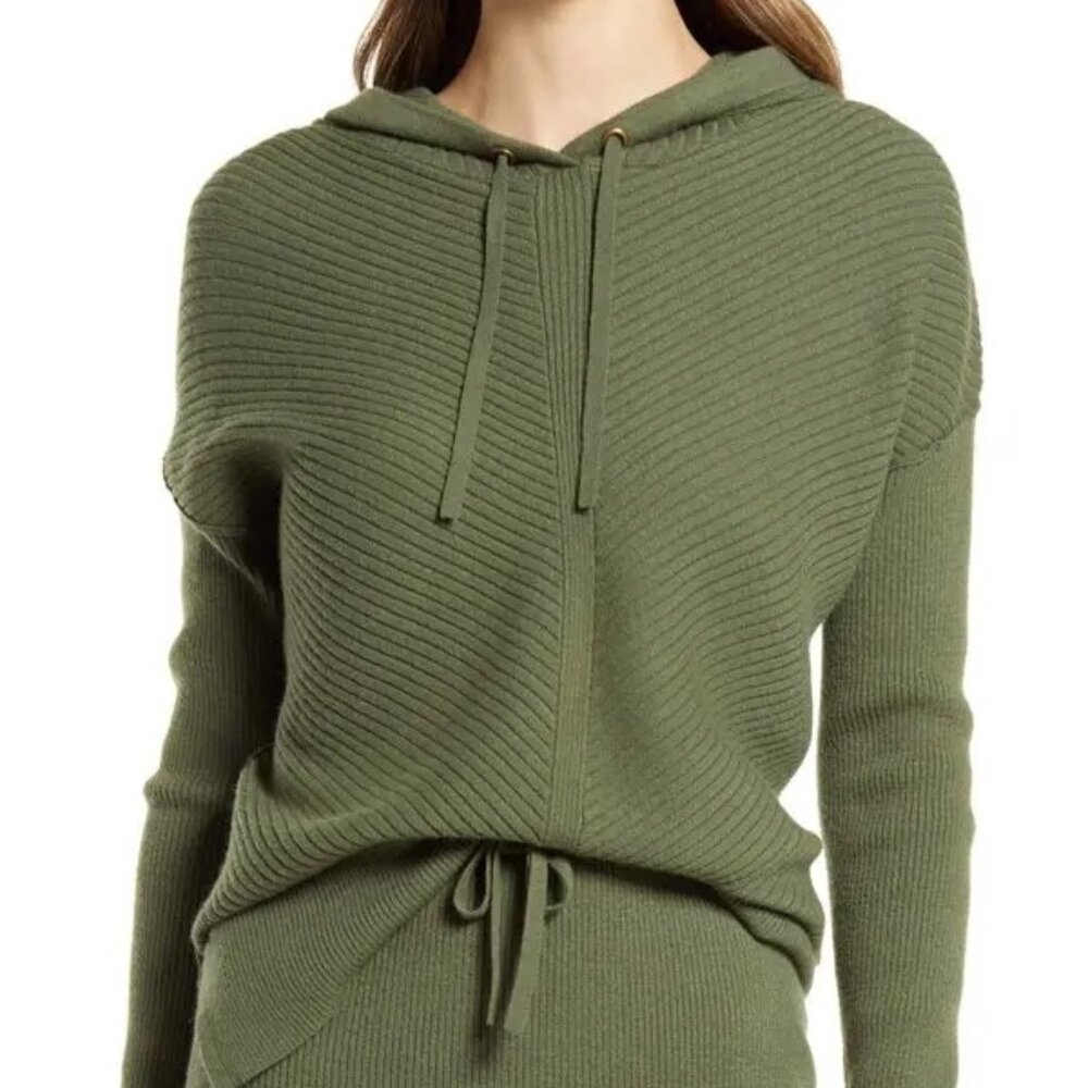 Caslon Ribbed Sweater Hoodie in Green Sorel M